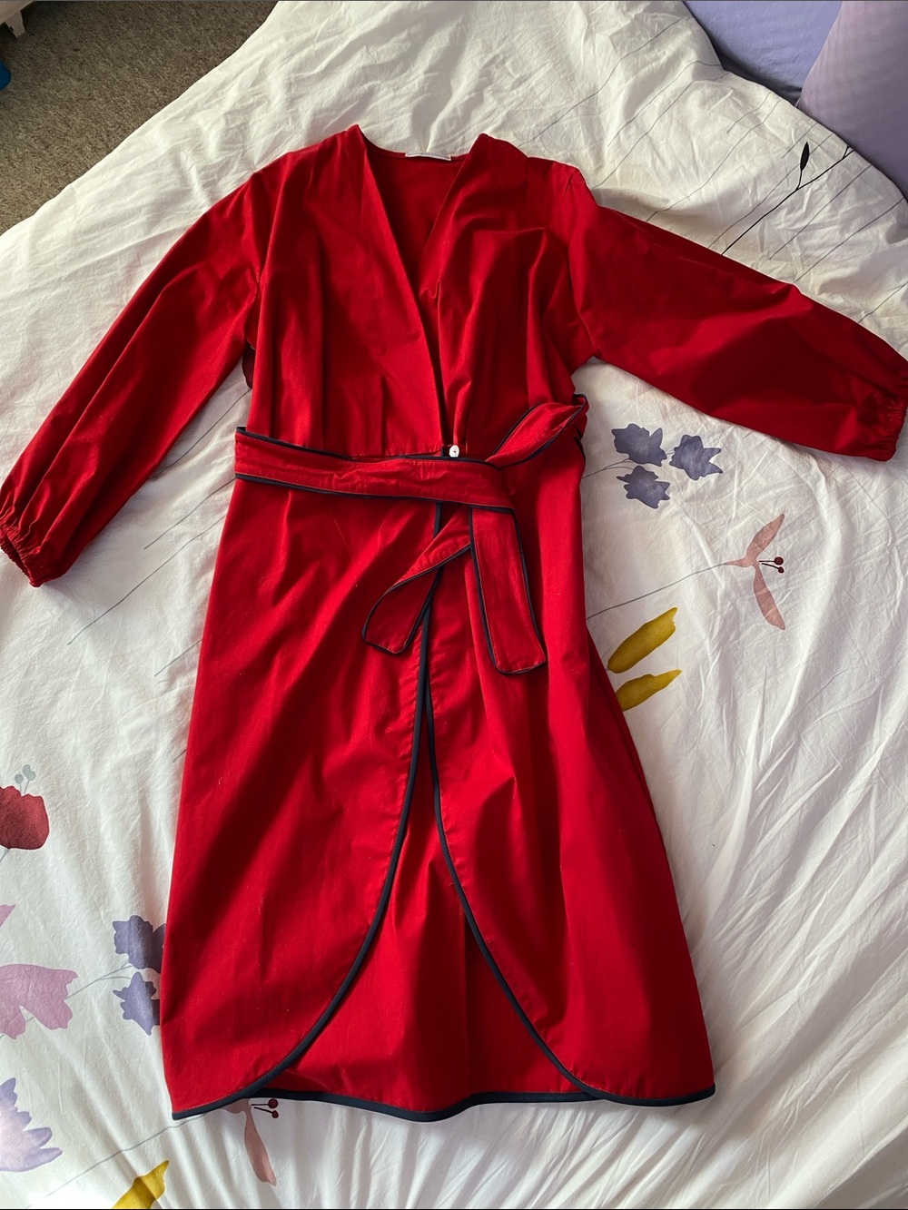 Women's Red Wrap Trench Coat with Contrast Edge and Tie Belt - Picture 1 of 12